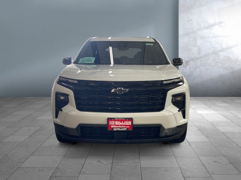2026 Chevrolet Traverse — side profile view