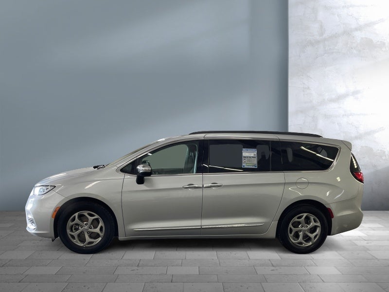 2023 Chrysler Pacifica Limited in Silver — front three-quarter view